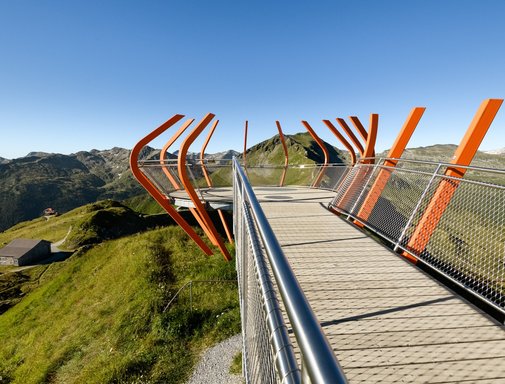 Aussichtsplattform Glocknerblick am Stubnerkogel im Sommer