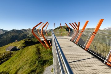 Aussichtsplattform Glocknerblick am Stubnerkogel im Sommer