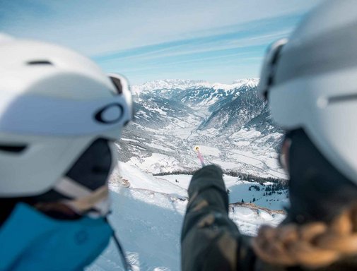 The Infinity Loop Endless skiing fun